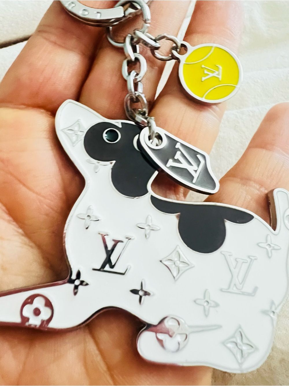 Designer-Inspired White & Black Dog Charm Keychain with Yellow Accent fashion